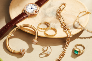 Essential Jewelry Trends Every Woman Should Embrace