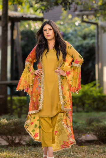 How to Style Your Salwar Suit for Summer and Winter