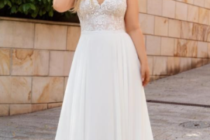 How to Find the Perfect Plus-Size Wedding Dress for Your Big Day