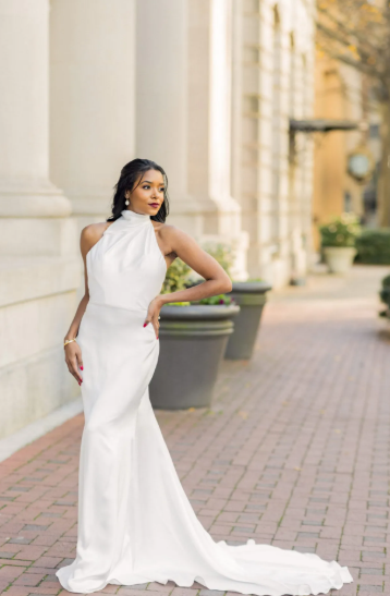 Simple Yet Elegant Wedding Dresses That Will Make You Shine on Your Big Day