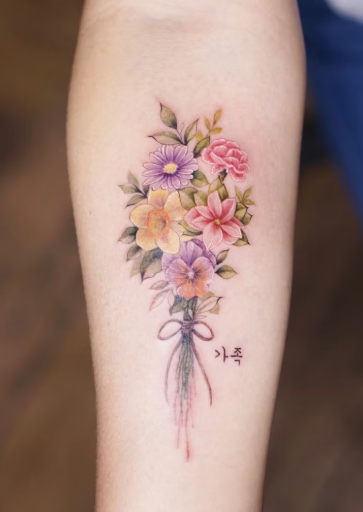 Stunning Floral Tattoo Ideas That Will Captivate Every Flower Enthusiast