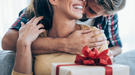 7 Thoughtful Tips for Choosing the Perfect Christmas Gift for Your Wife