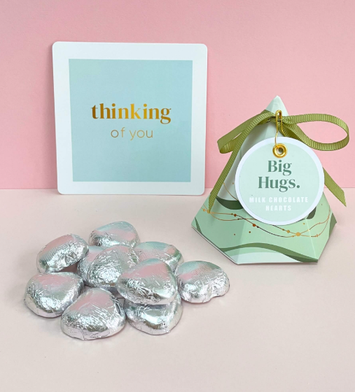 9 Thoughtful “Just Because” Gifts to Brighten Someone’s Day