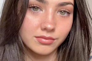 How to Master the Clean Girl Makeup Look