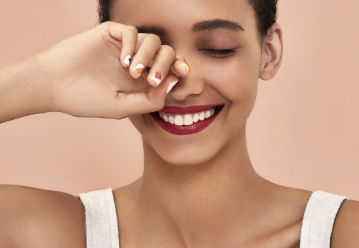 2022 Beauty Industry Trends to Watch Out For