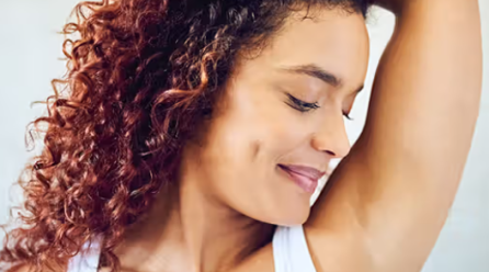 Waxing vs. Sugaring: Understanding the Differences