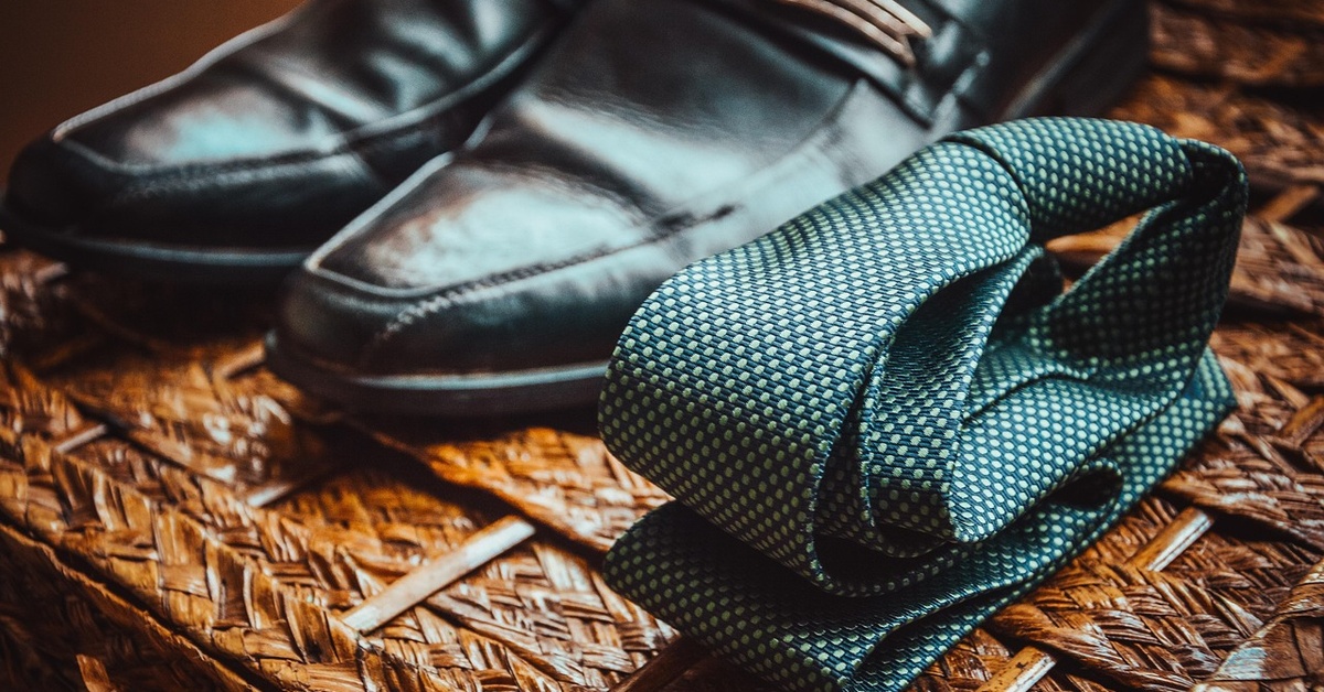 How to Build a Capsule Wardrobe That Reflects Your Unique Style